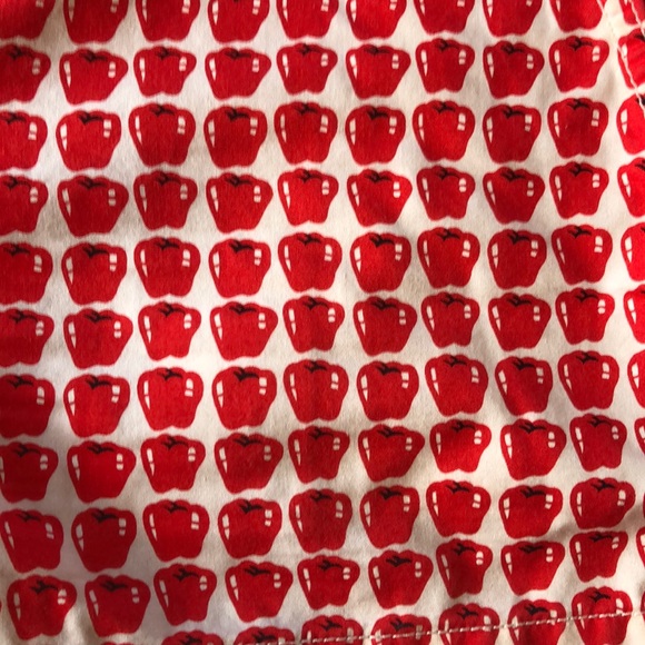 Shorts - Picture 2 of 3